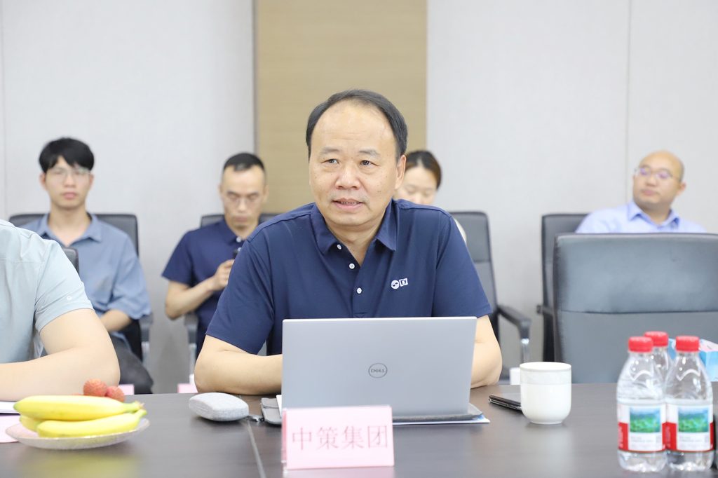 Wu Jie, President of Ningbo Shipbuilding Association, outlines development strategies for the maritime industry.